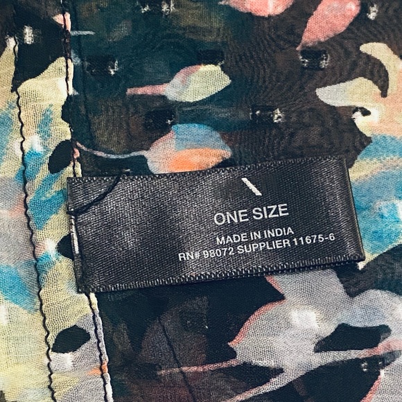 NWOT Black Floral Print Dotted Swiss Infinity Scarf OS - Picture 7 of 10